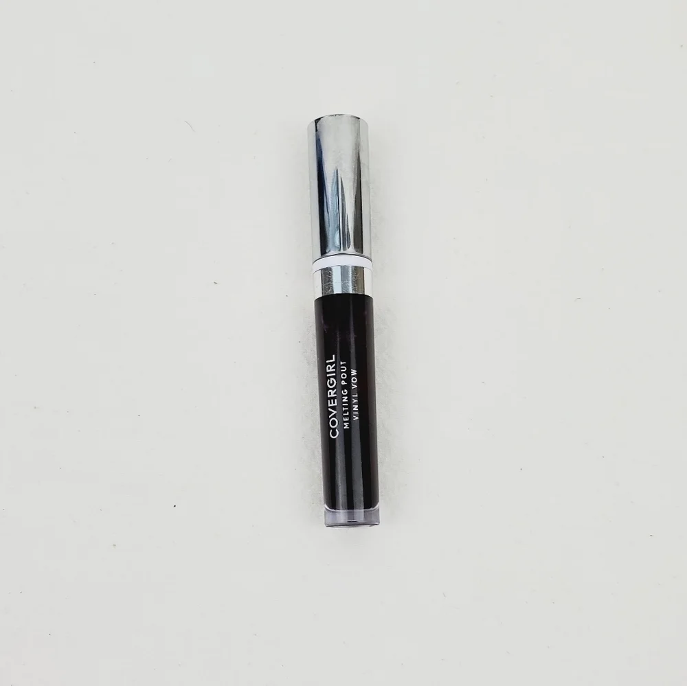 Covergirl melting pout Vinyl Vow Lip Gloss